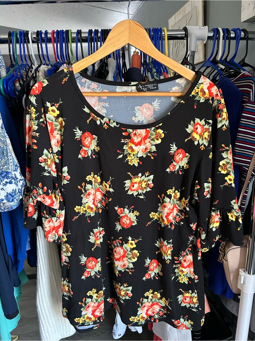 American City Wear Black Floral Ruffle-Sleeve Top